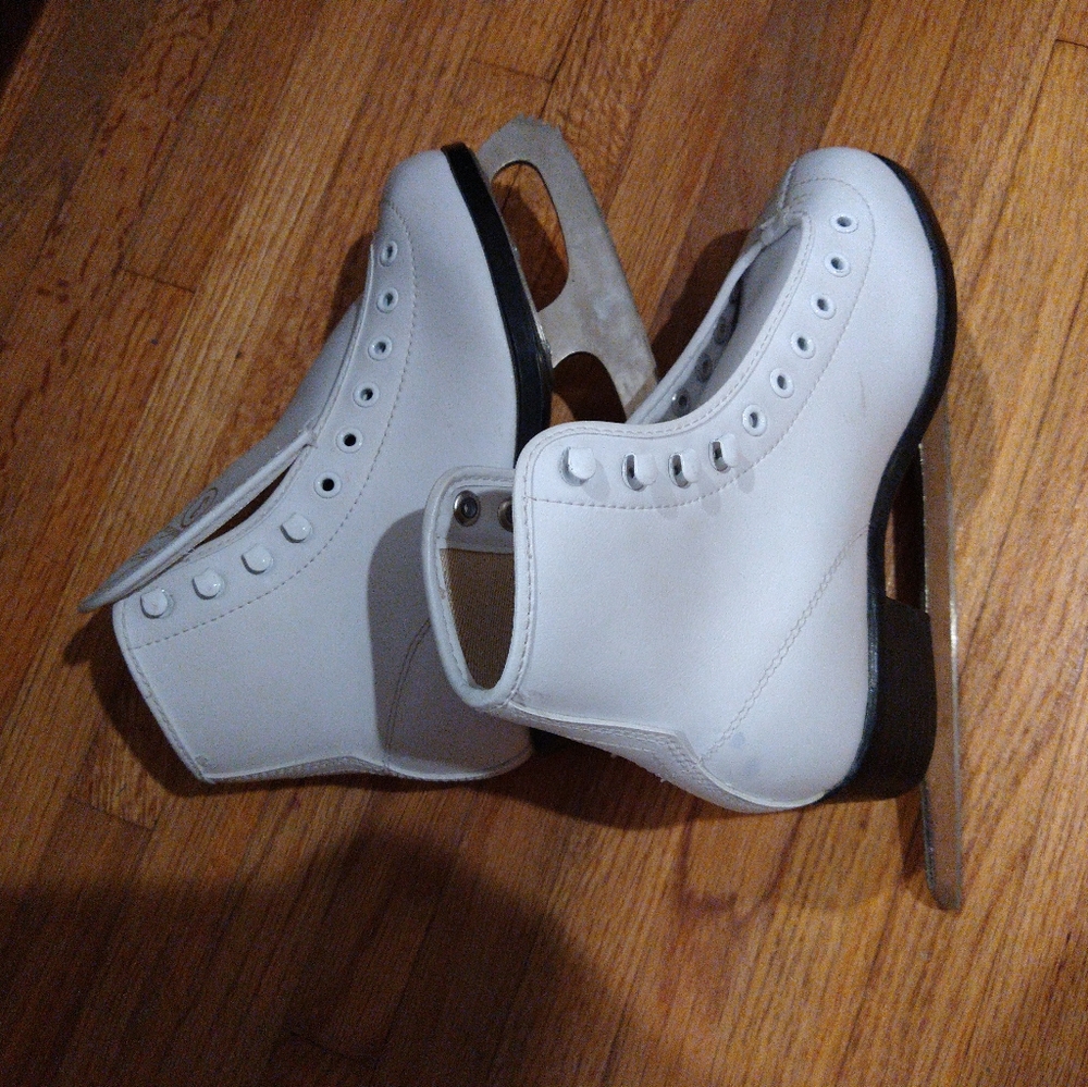 Kids White Ice Skates